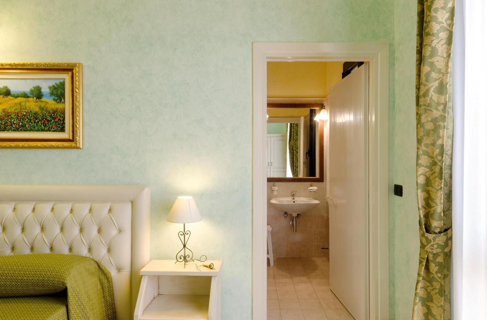 Hotel Salento Gold Beach Marina Di Pescoluse Buitenkant foto